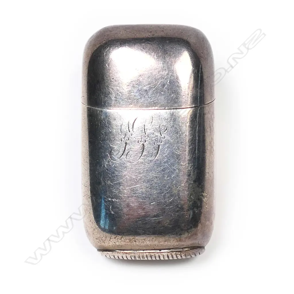 B Petersen & Co (Christchurch) silver vesta case, Image 1++